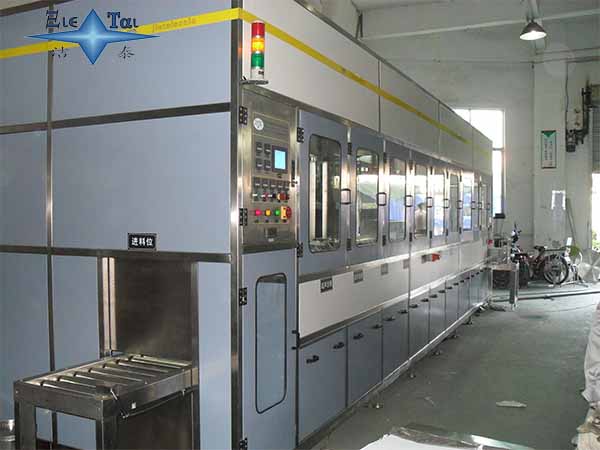 超聲波清洗設備的三大優勢特點 全自動超聲波清洗機