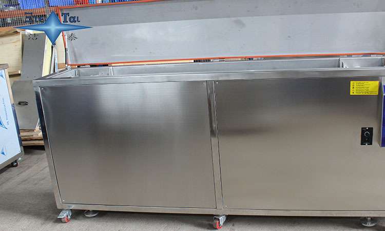 超聲波清洗機中的架子:結(jié)構(gòu)、功能與重要性 超聲波清洗機中的架子:結(jié)構(gòu)、功能與重要性