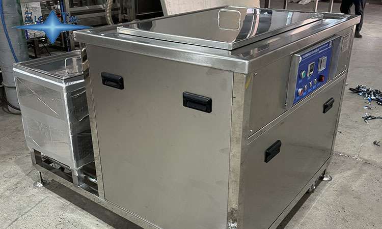 超聲波清洗機(jī)為什么能“撕裂”錫紙？揭秘空化效應(yīng)的威力與禁忌